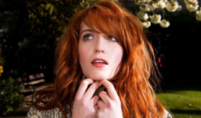 Florence-and-the-Machine-pochild2015 Florence and the Machine